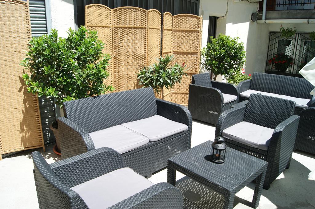 Hostal Pirineos Meliz Биелса Екстериор снимка
